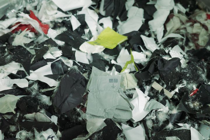 お洒落な人ほど、服は捨てない。《ユニクロ》のダウンを素敵に着続ける方法、知ってる？