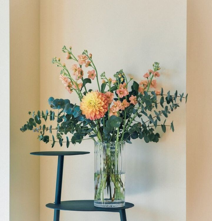 筒状花器の生け方