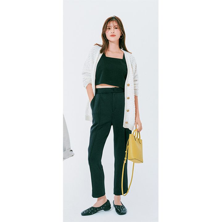 細見え黒パンツコーデ