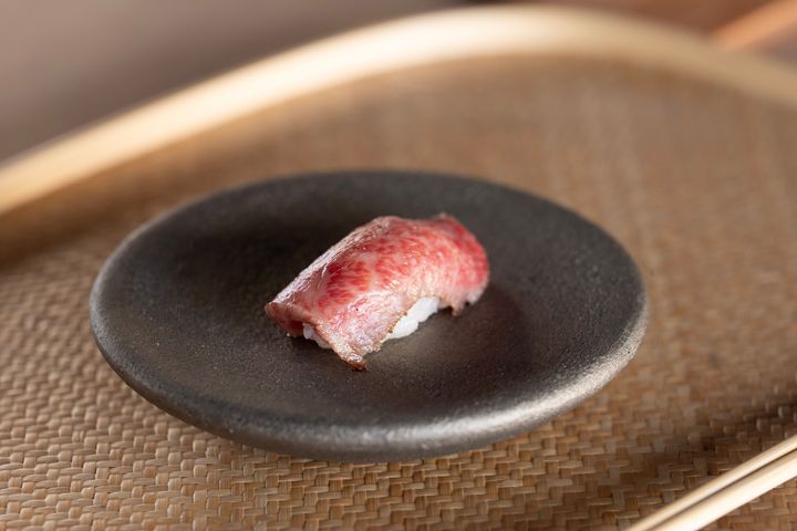 「うら松」による料理の一例