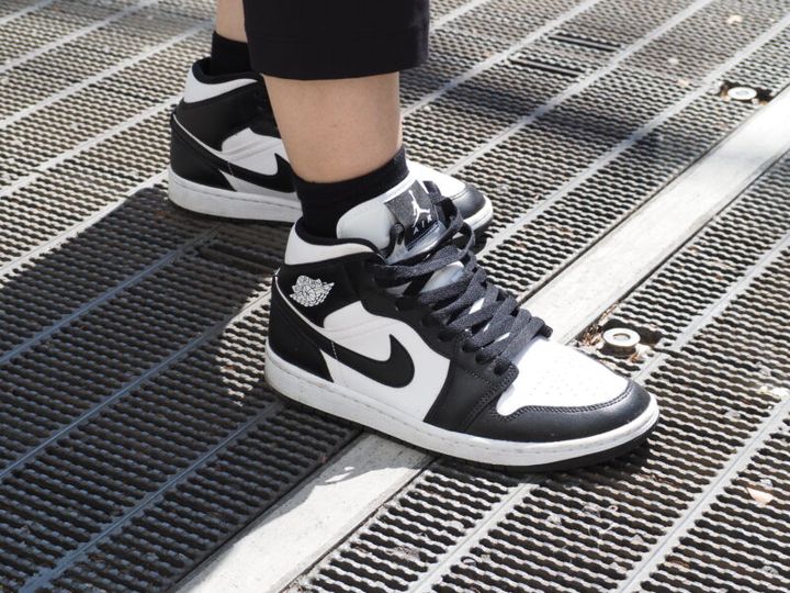 「ナイキ」のパンダ