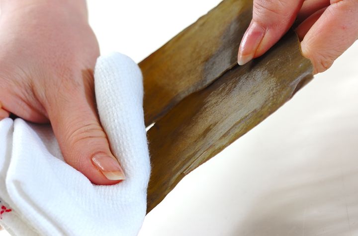 基本のだし汁の下準備1