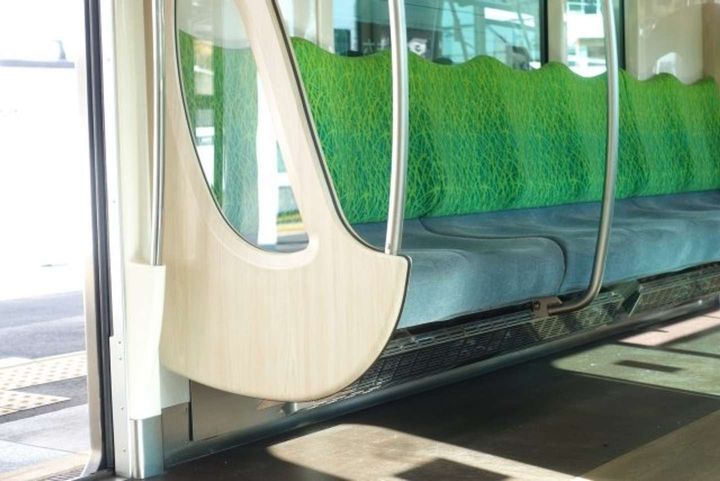 毎朝席を譲ってもらって...（画像はイメージ）