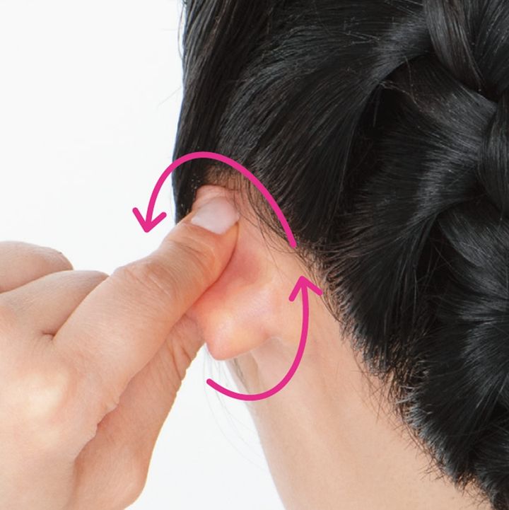 前に10回まわし、後ろにも10回まわす。