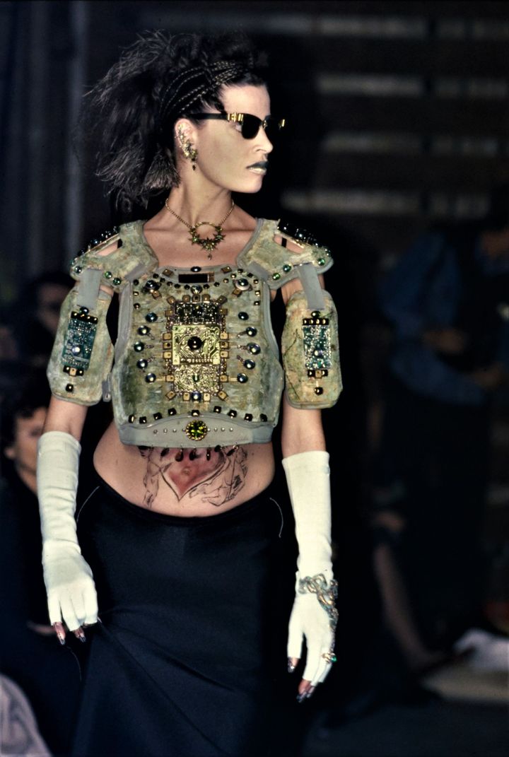 ジャンポール・ゴルチエ 1995-96年秋冬コレクションより。