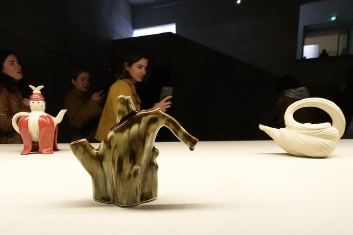 画像: 左からライア・アルケロス、デン・シーピン、崎山隆之の作品