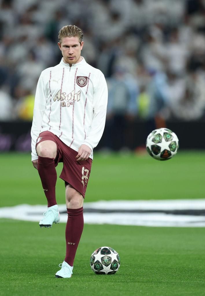 サッカーの歴史上、最も「両利き」だった選手、ベスト5