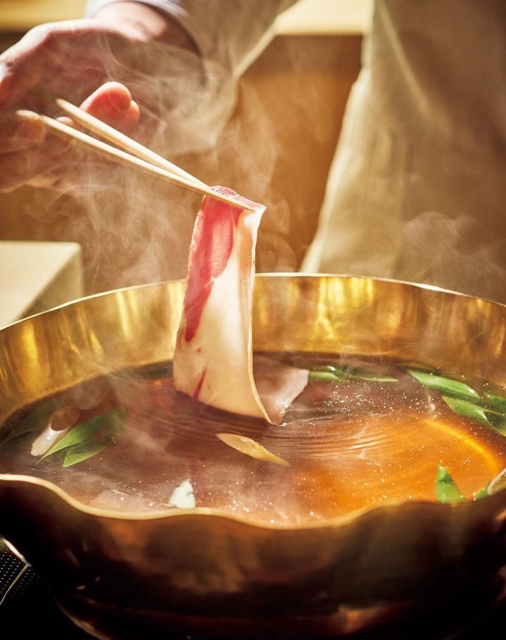 銀座『百薬 by 徳山鮓』の「熊鍋」