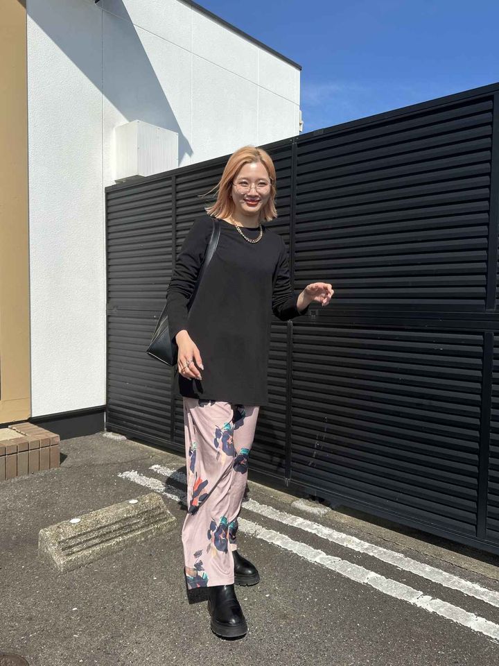 画像: シンプルトップス