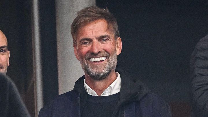 日本代表選手の恩師でもある名監督、企業での年俸20億円を捨てて現場復帰か