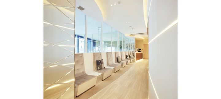 石井美保さん 肌管理 美容クリニック MET BEAUTY CLINIC