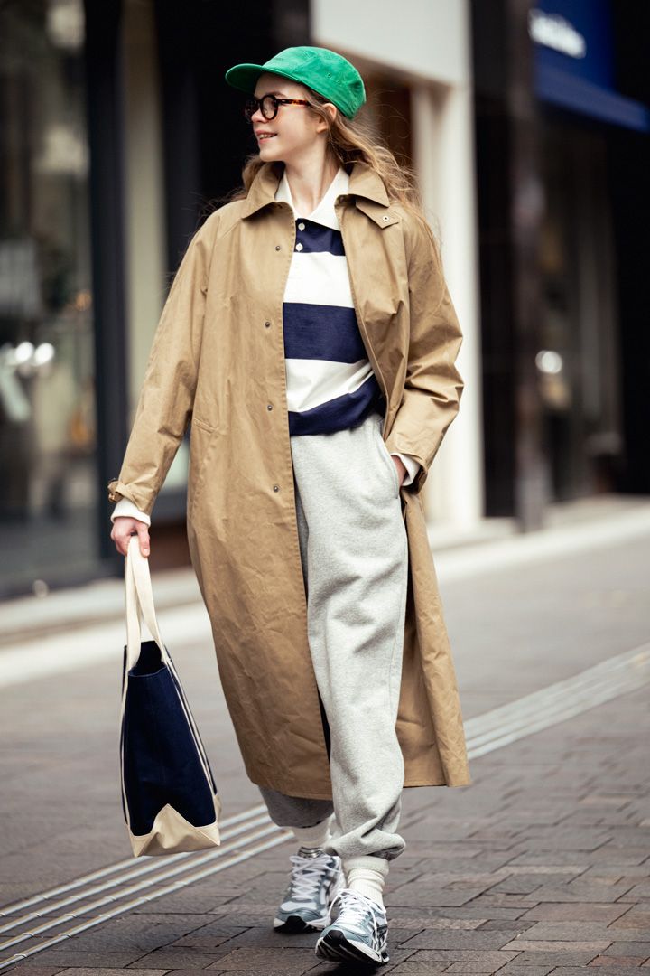 グレーのスウェットパンツコーデが野暮ったく見えないコツ【本日のFUDGE GIRL-4月19日】