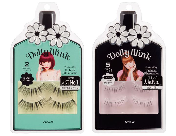 左・ドーリーウインク No.2 SWEET GIRLY ￥1320／コージー本舗右・ドーリーウインク No.5 REAL NUDE ￥1320／コージー本舗