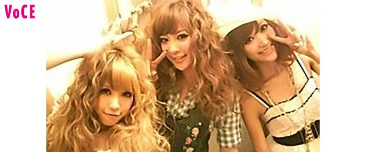 黒くみっきー（写真左）