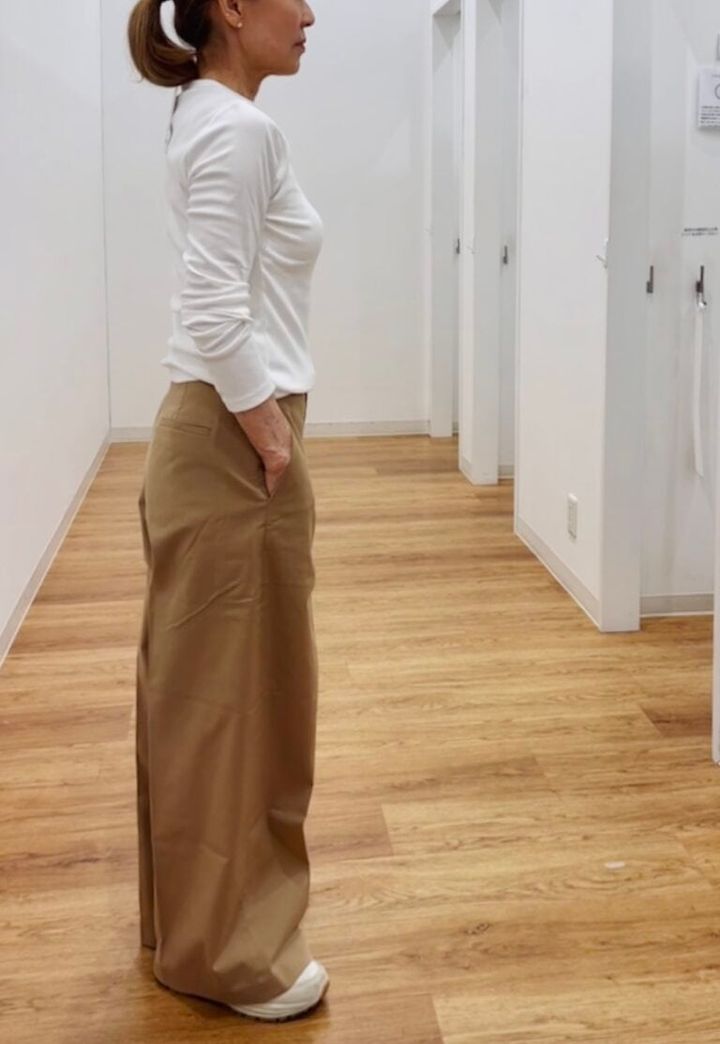 ワイドチノパンツ／ユニクロ