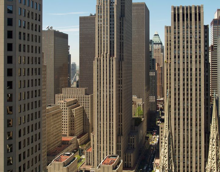 1989年に、三菱地所が約1200億円で買収したニューヨークのロックフェラー・センター