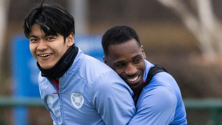 日本人選手の27歳元同僚、新型コロナの肺感染症で死にかけたと明かす「16日間も昏睡状態だった」