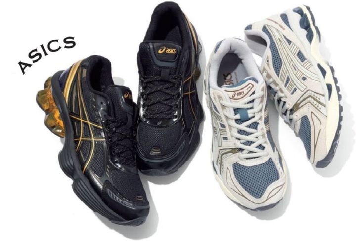 アシックスのスニーカー
