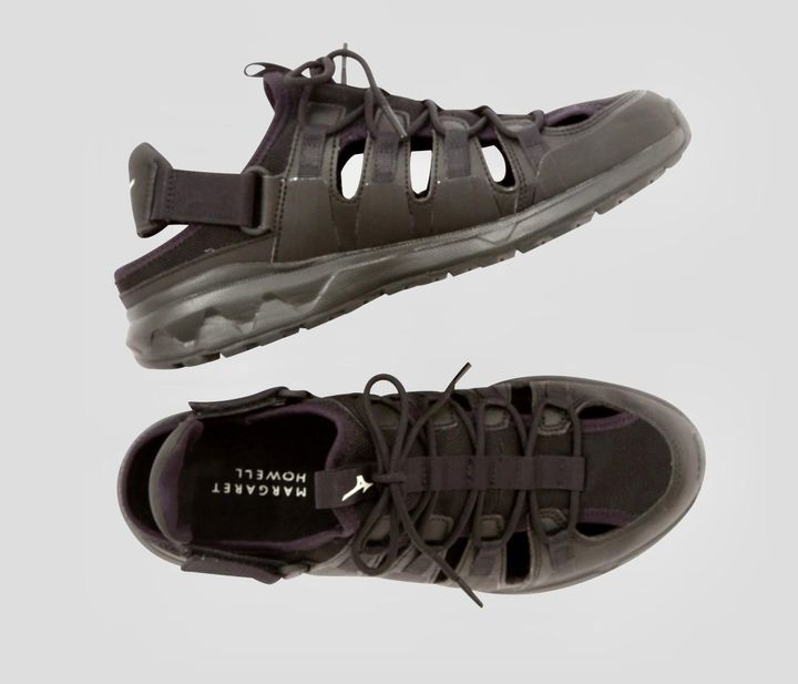 画像: WAVE EVOKE SWITCH￥27,500 jpn.mizuno.com