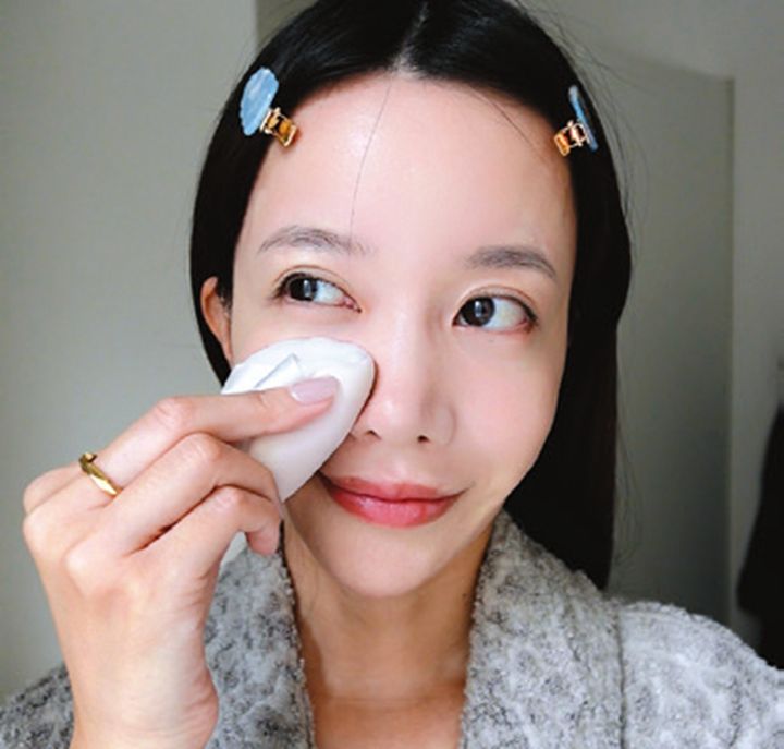 透明感の高い毛穴レス肌印象が続く持久型ルースパウダー、誕生！