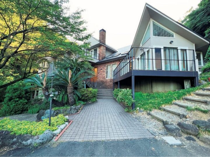 マストランプ 源泉かけ流しの小さなホテル