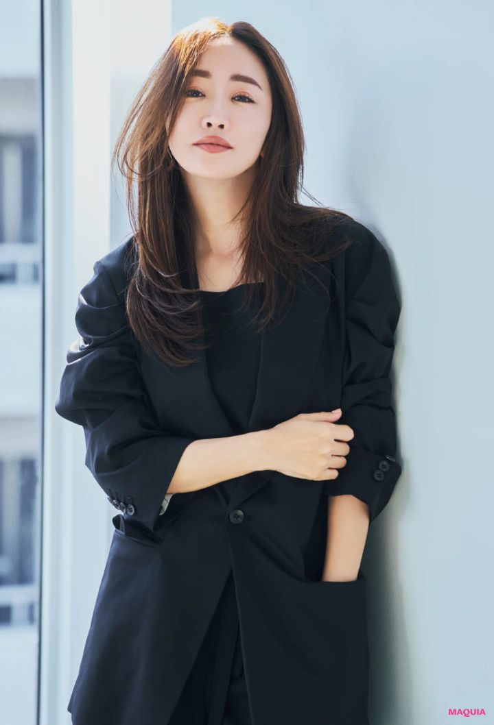 神崎 恵さん「毎日ハンサムモード」。女っぽさをあえて引き算するヘア