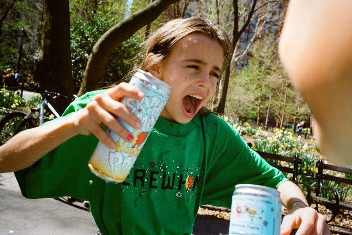 スーパーマーケットの「Erewhon Market」ともコラボレーションを行い、F&Bの分野にも進出。