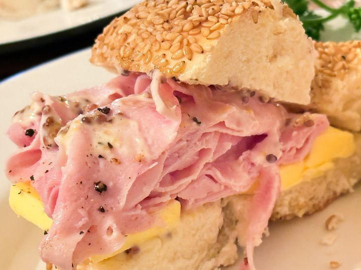 「ロンドンベーグルミュージアム 安国店」の「Jambon Butter」