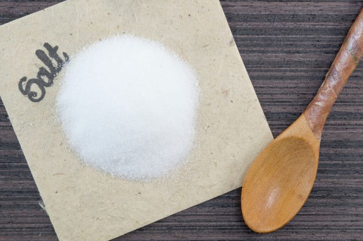 むくみが取れて痩せ見え！？ 話題の「塩ぬき」ダイエットの正しいやり方