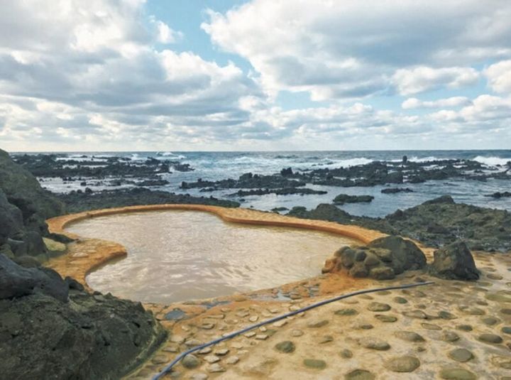 黄金崎不老不死温泉