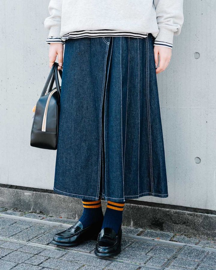 “春スカート”のお手本コーデ5選。レディとボーイッシュのMIXテクがお洒落！【TOKYO SNAP】