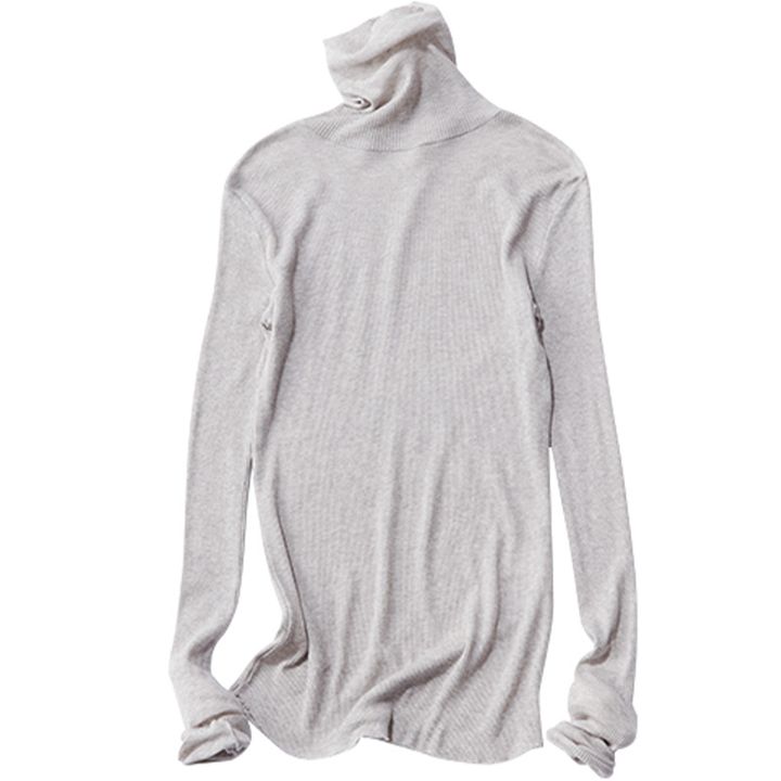 ソージュのリブタートルカットソーが使いやすい