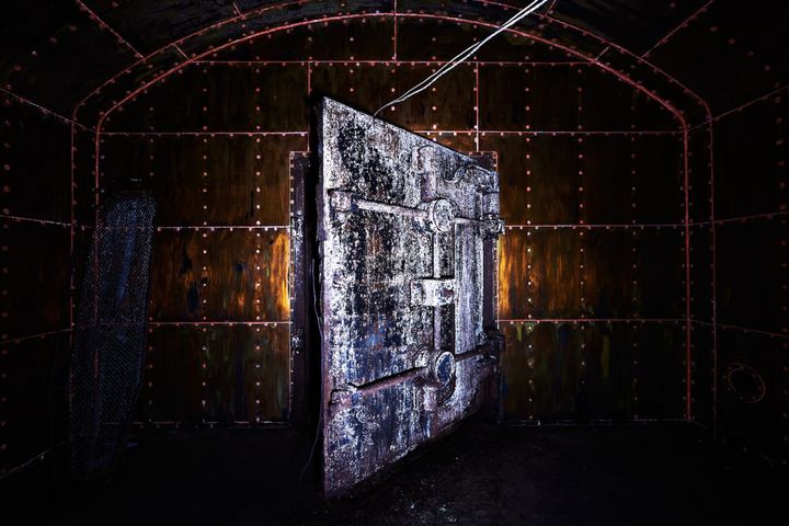 長沢慎一郎写真集『Mary Had a Little Lamb』（赤々舎）より