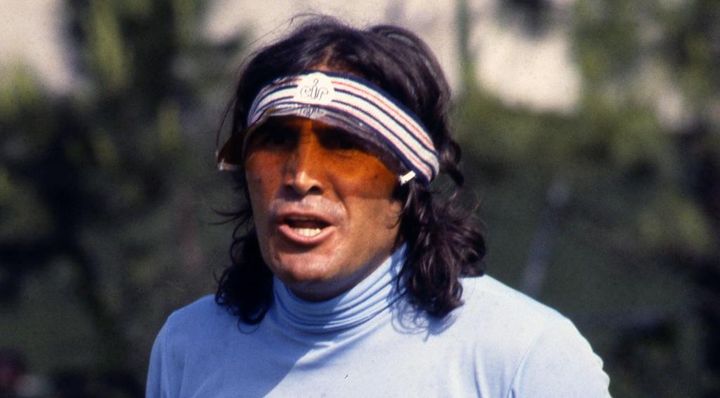 股関節骨折から肺炎、心不全、腎不全を患い、回復不能と家族が人工呼吸器を外す…“狂人”と呼ばれたレジェンドが死去