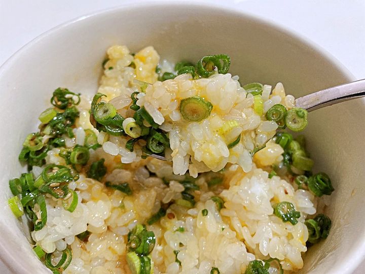 全体をよく混ぜたネギ旨ダレ卵かけご飯