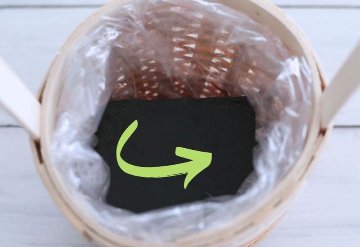 フリージアを入れる