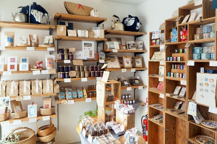 京都駅からひと足のばして♪ ほっこり和風パフェやおいしい＆かわいい土産に心踊る／福知山「お土産と喫茶 足立」