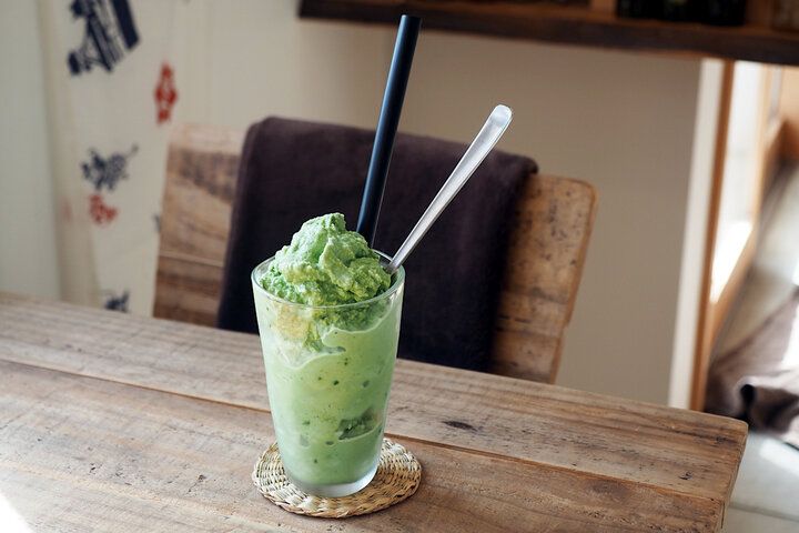 京都駅からひと足のばして♪ ほっこり和風パフェやおいしい＆かわいい土産に心踊る／福知山「お土産と喫茶 足立」