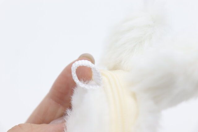 ダイソーのバッグチャームポーチ（ウサギ型）9