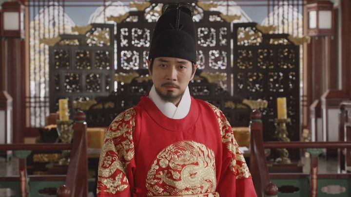 チュ・サンウクが目的のためなら家族にも刃を向けるカリスマ王を熱演、演技が絶賛された時代劇