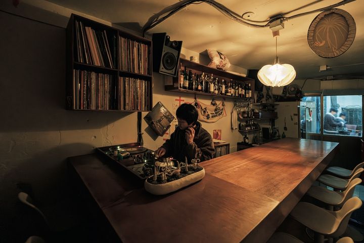 Snail Record and Bar