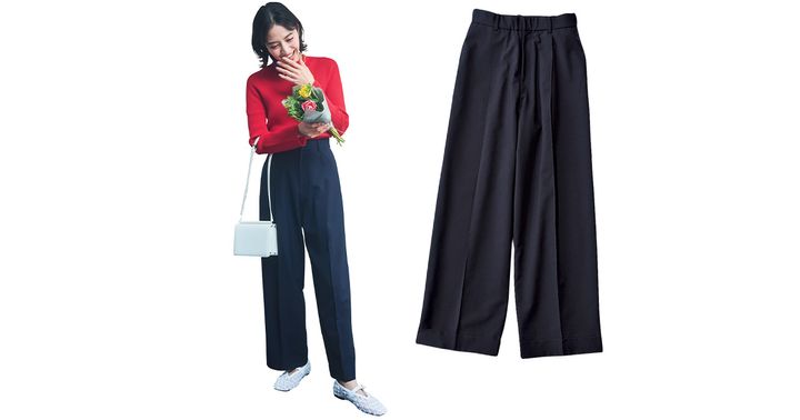 赤色ニットにティーチのネイビーワイドパンツを合わせたコーデ