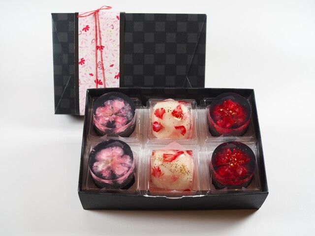 カーネーションボックス 6個セット 3,650円