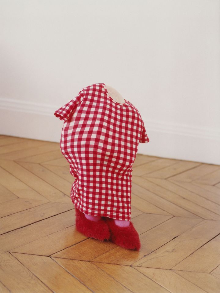 コム デ ギャルソン1997春夏コレクションに、フィービー・ファイロ時代のセリーヌ、2013年春夏のシューズを合わせて。