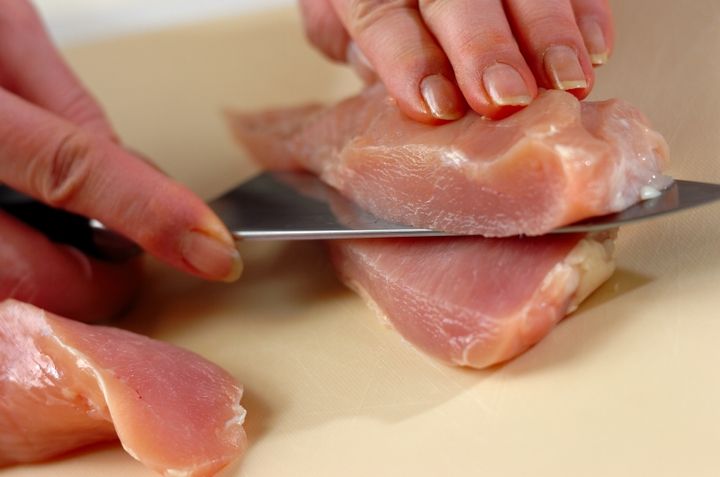 鶏肉とタケノコのエスニックライスの下準備1