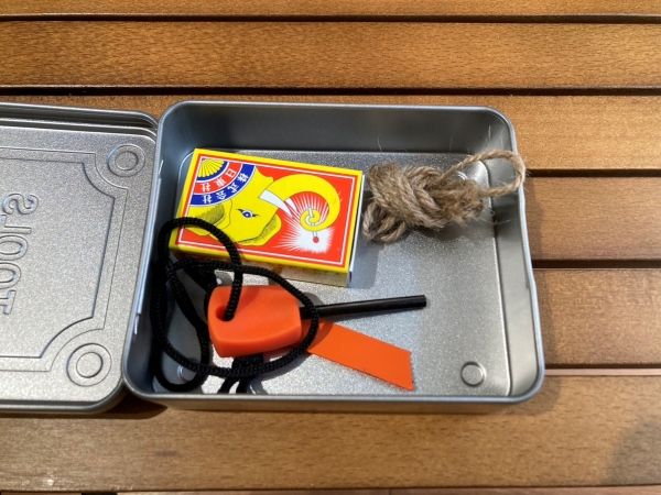 上級キャンパーがおすすめ！100均アイテムだけを使った焚き火を紹介！