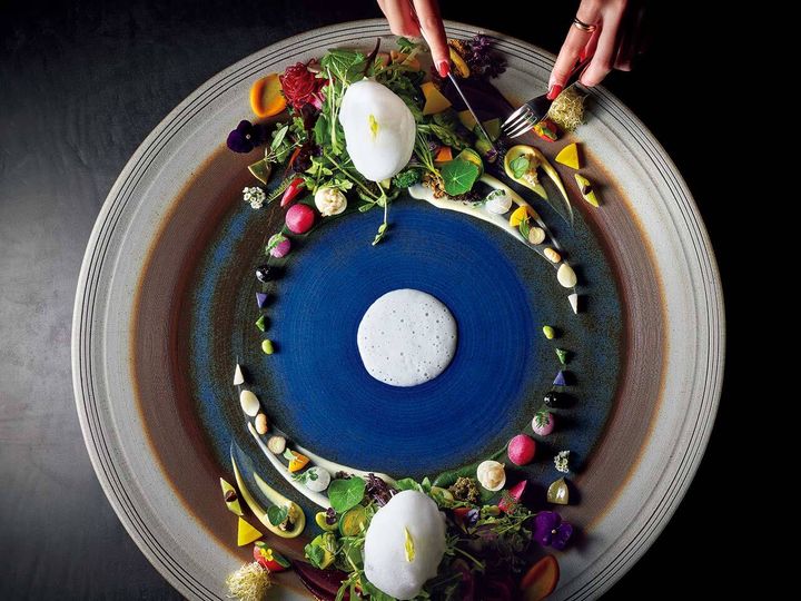 肥後橋『HAJIME』の「地球」