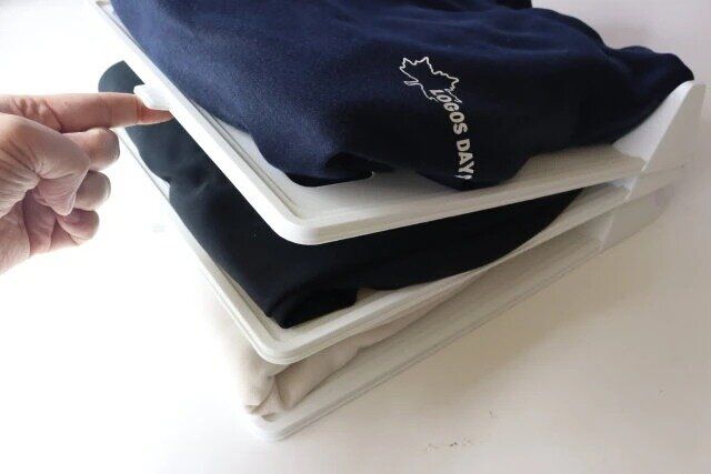 ダイソーの衣類収納トレー2