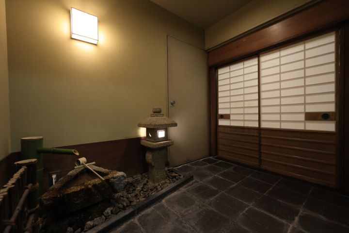 ベストスコア76の女将の懐石料理はいかが？ゴルフのあとは歴史ある名門で風雅な食体験を