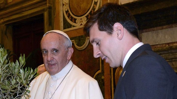 メッシ、サッカー好きだったローマ教皇死去を追悼「これまでとは違う法王、親しみやすかった…寂しくなります」